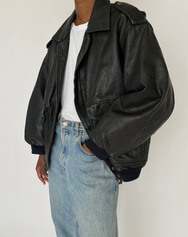 VINTAGE BLACK LEATHER JACKET 5011