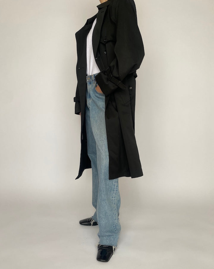 VINTAGE BLACK TRENCH COAT 4711