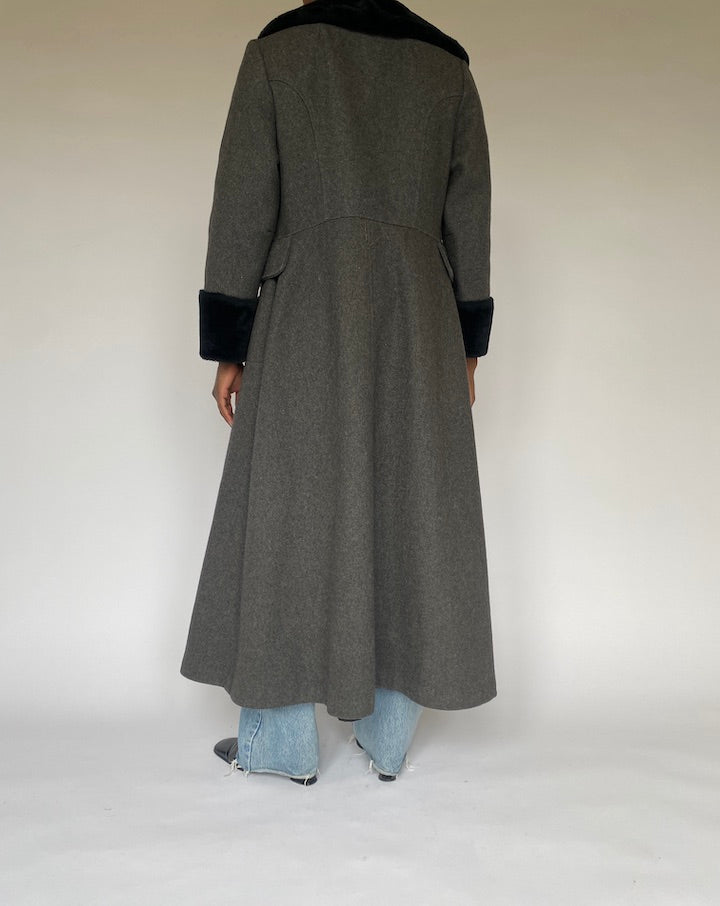 VINTAGE LONG GREY COAT 4900