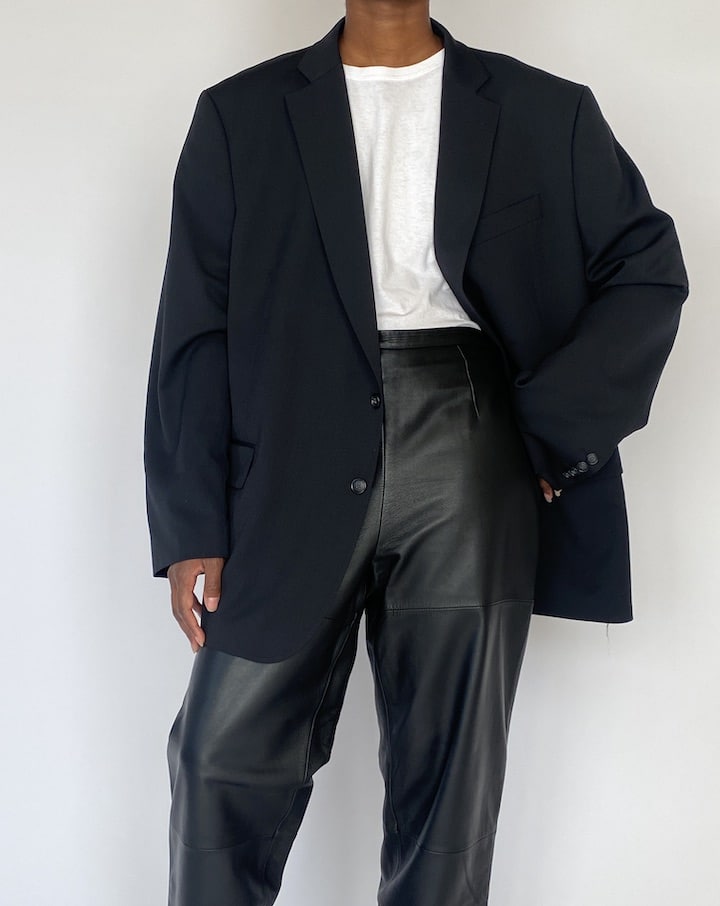 VINTAGE OVERSIZED BLACK BLAZER 5186