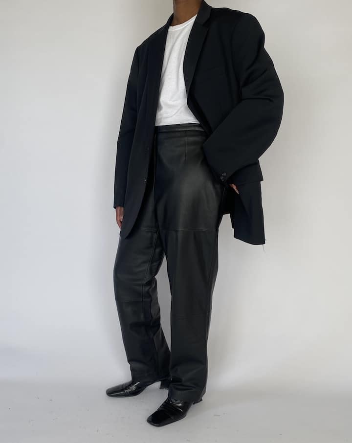 VINTAGE OVERSIZED BLACK BLAZER 5186