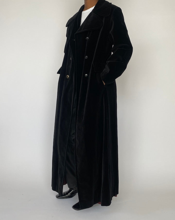 VINTAGE OVERSIZED LONG VELVET COAT 5150