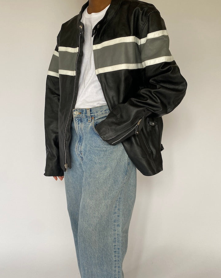 VINTAGE BLACK LEATHER JACKET 5058