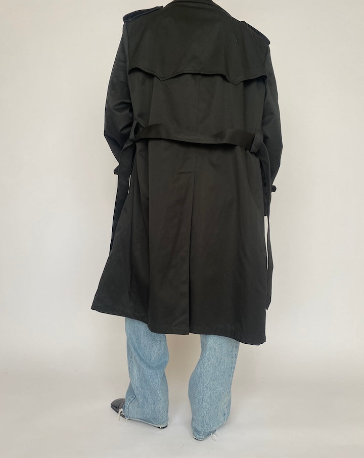 VINTAGE BLACK TRENCH COAT 4711