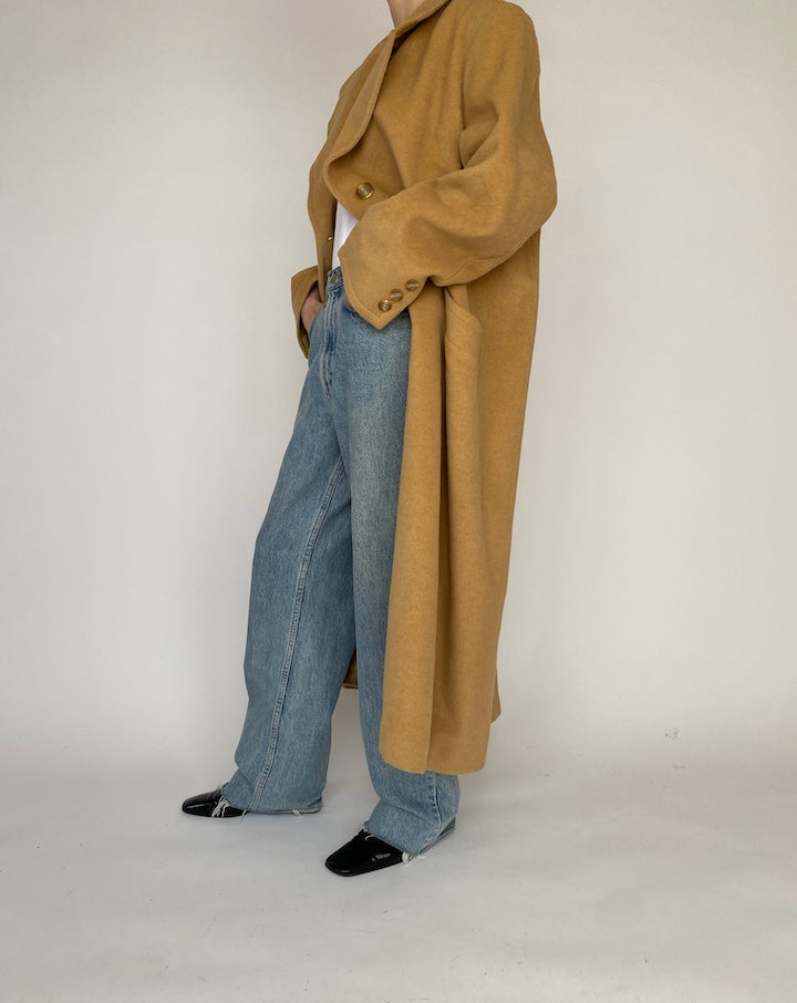 VINTAGE OVERSIZED CAMEL COLORED LONG COAT 4850