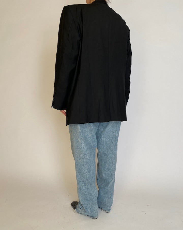 VINTAGE OVERSIZED BLACK BLAZER 4581