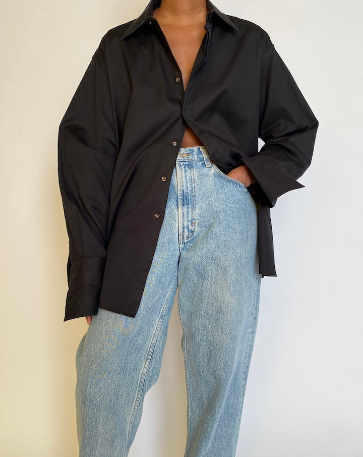 VINTAGE OVERSIZED BLACK HUGO BOSS SHIRT 4471