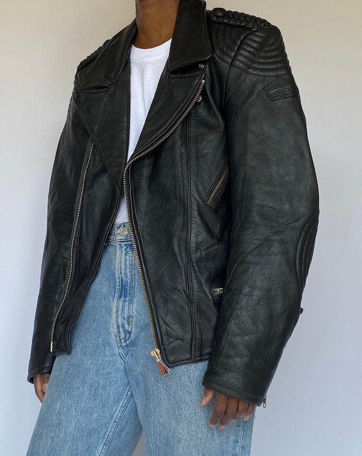 VINTAGE BLACK LEATHER JACKET 4931