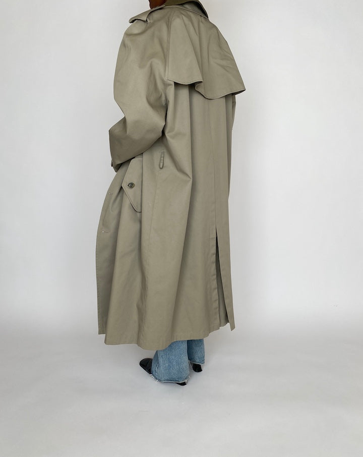 VINTAGE LONG BEIGE TRENCH COAT 4627