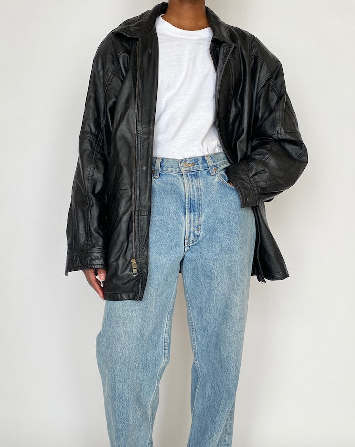 VINTAGE OVERSIZED BLACK LEATHER JACKET 4653