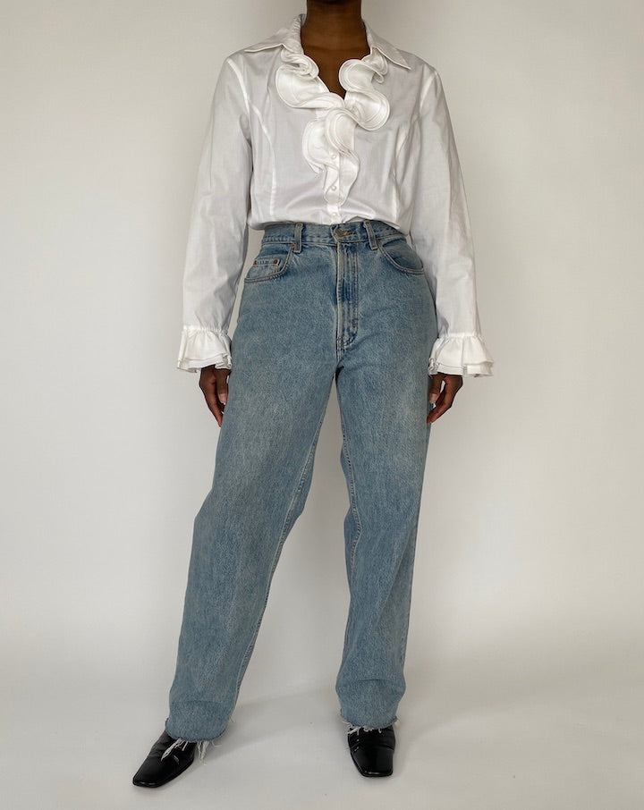 WHITE RUFFLED SHIRT 4554