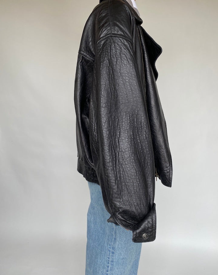 VINTAGE BEAUTIFUL BLACK LEATHER JACKET 666-3