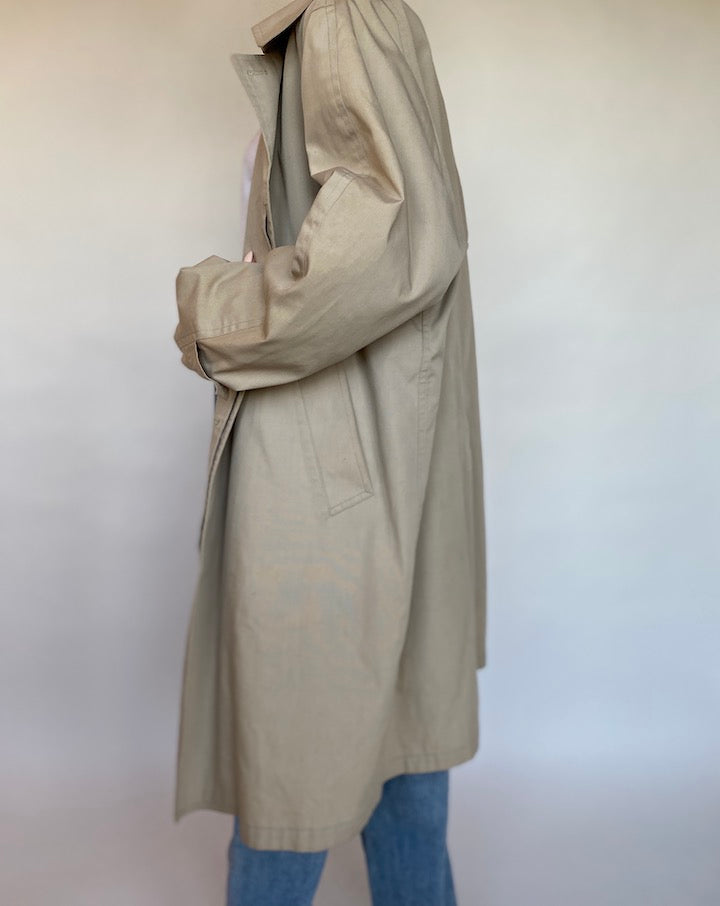 VINTAGE BEIGE COAT 537-2