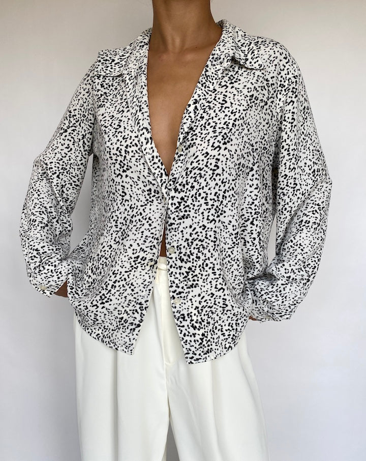 VINTAGE BLACK AND WHITE BLOUSE 761-4