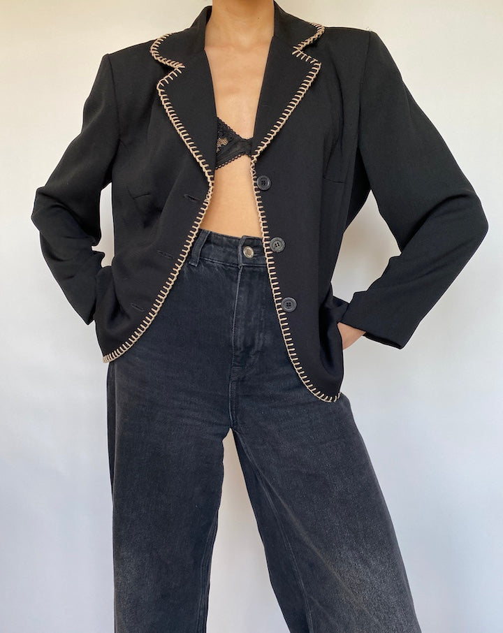 VINTAGE BLACK BLAZER 613-3