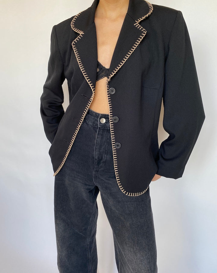VINTAGE BLACK BLAZER 613-4