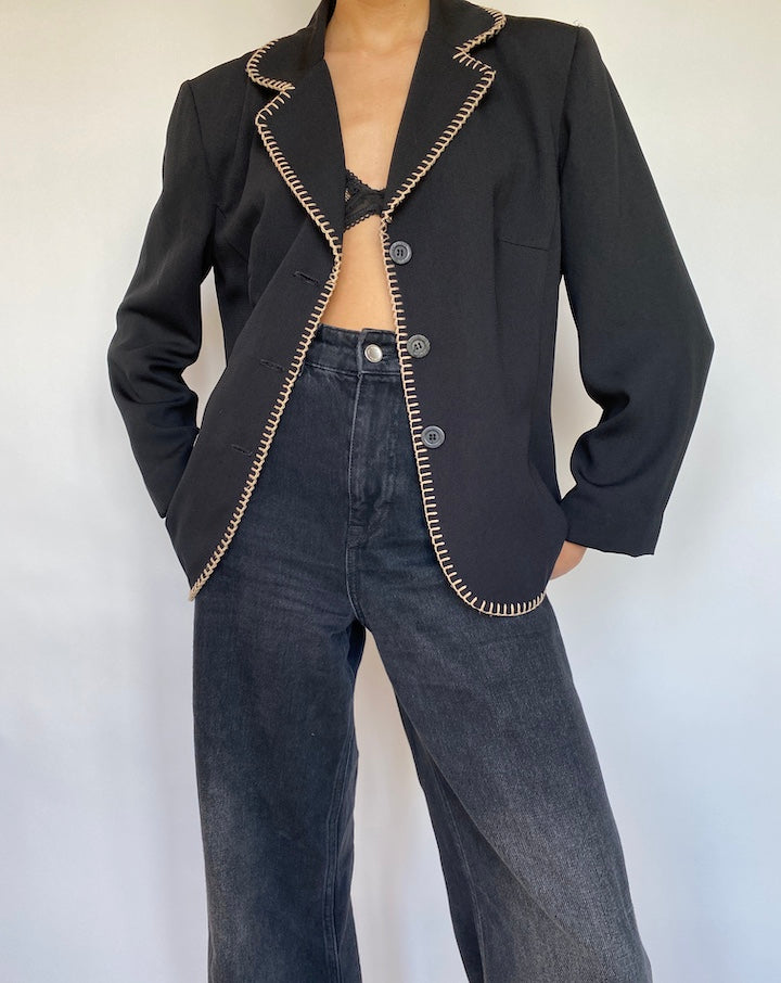 VINTAGE BLACK BLAZER 613-5