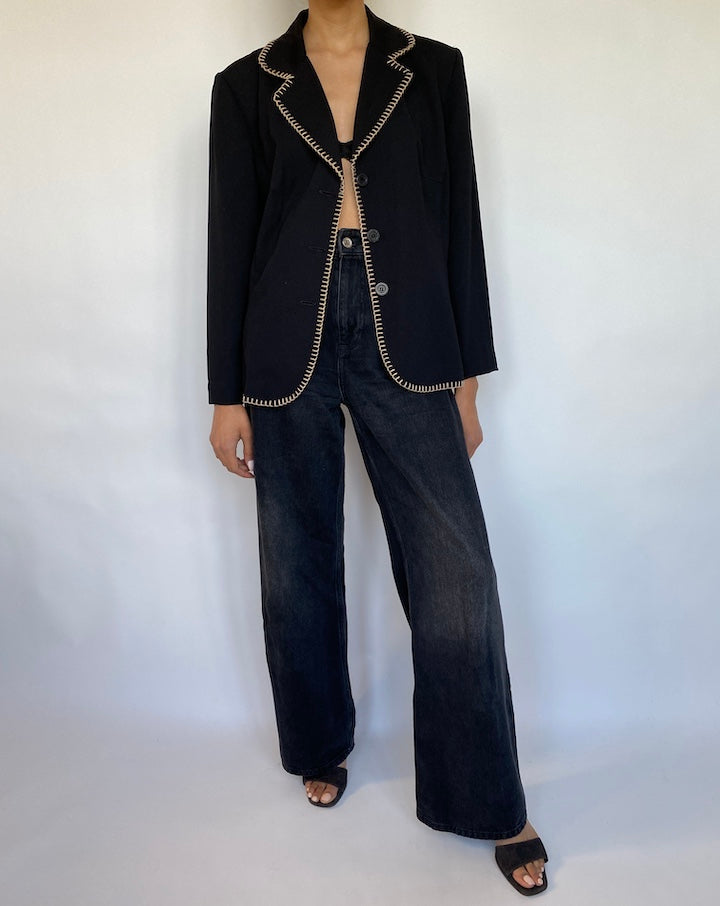 VINTAGE BLACK BLAZER 613