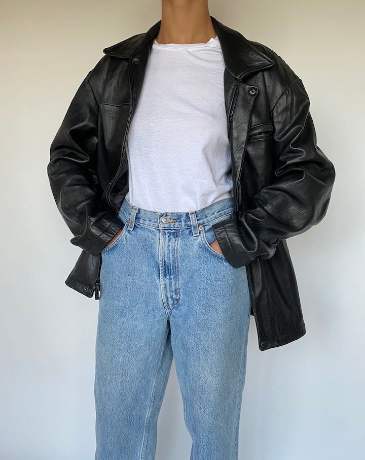 VINTAGE BLACK LEATHER JACKET 1063