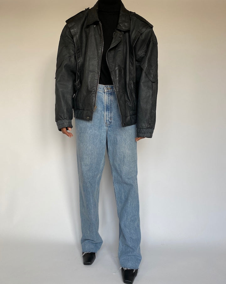 VINTAGE BLACK LEATHER JACKET 1389