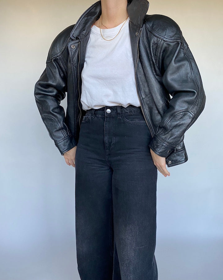 VINTAGE BLACK LEATHER JACKET 477