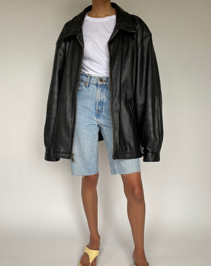 VINTAGE BLACK LEATHER JACKET 833-4