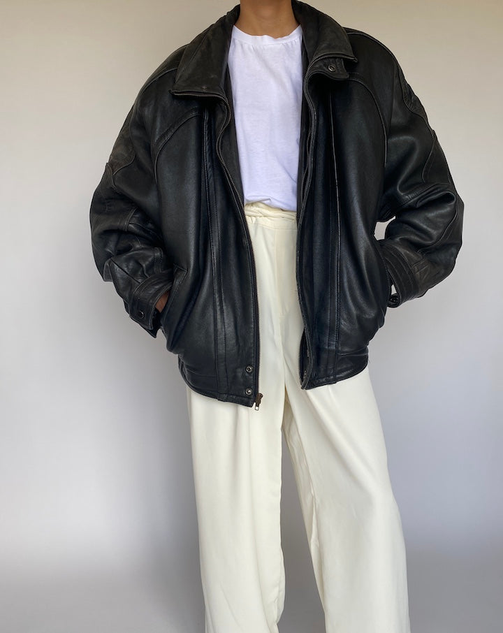 VINTAGE BLACK LEATHER JACKET 872