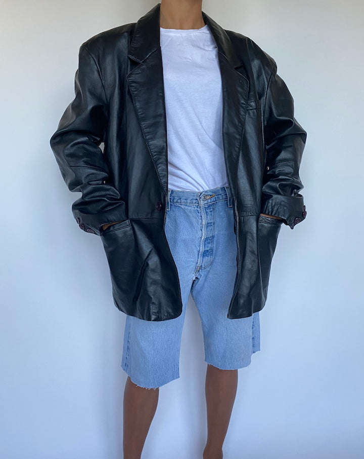 VINTAGE BLACK LEATHER JACKET 901-2