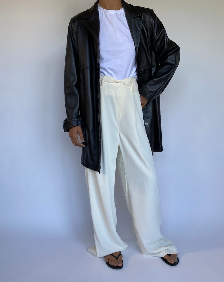 VINTAGE BLACK LEATHER JACKET 949