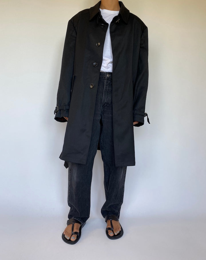 VINTAGE BLACK TRENCH COAT 1501