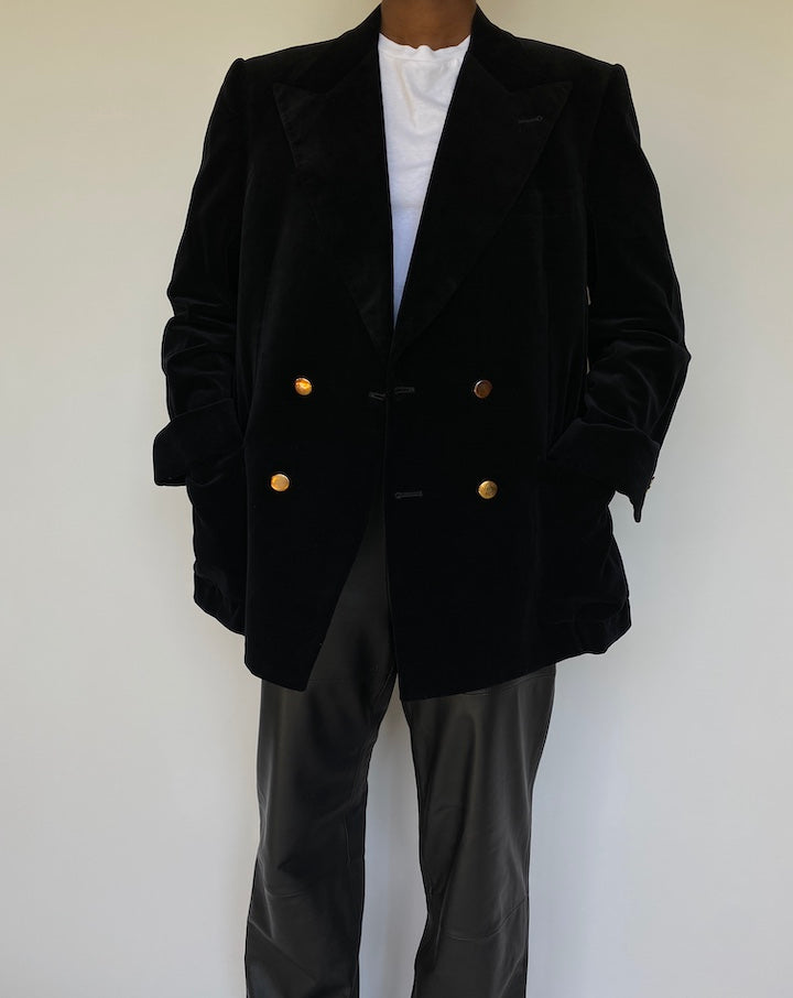 VINTAGE BLACK VELVET BLAZER 1167