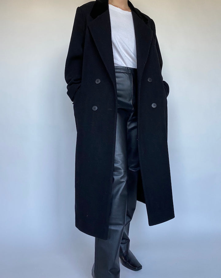 VINTAGE BLACK WOOL COAT 479-2