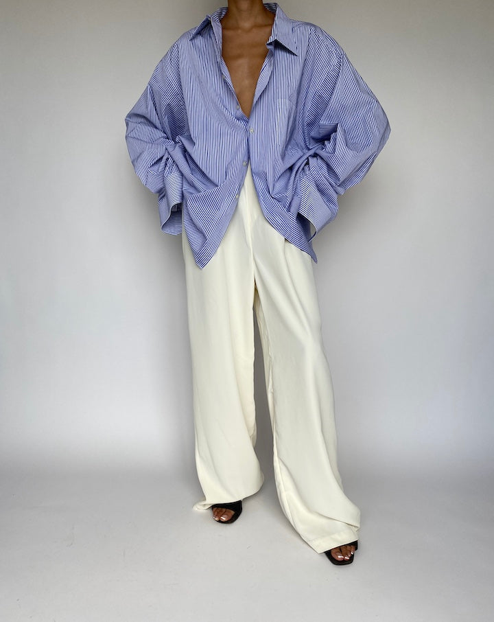 VINTAGE BLUE AND WHITE STRIPED SHIRT 875