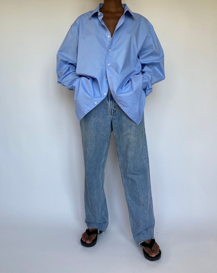 VINTAGE BUTTON DOWN LIGHT BLUE SHIRT 1156