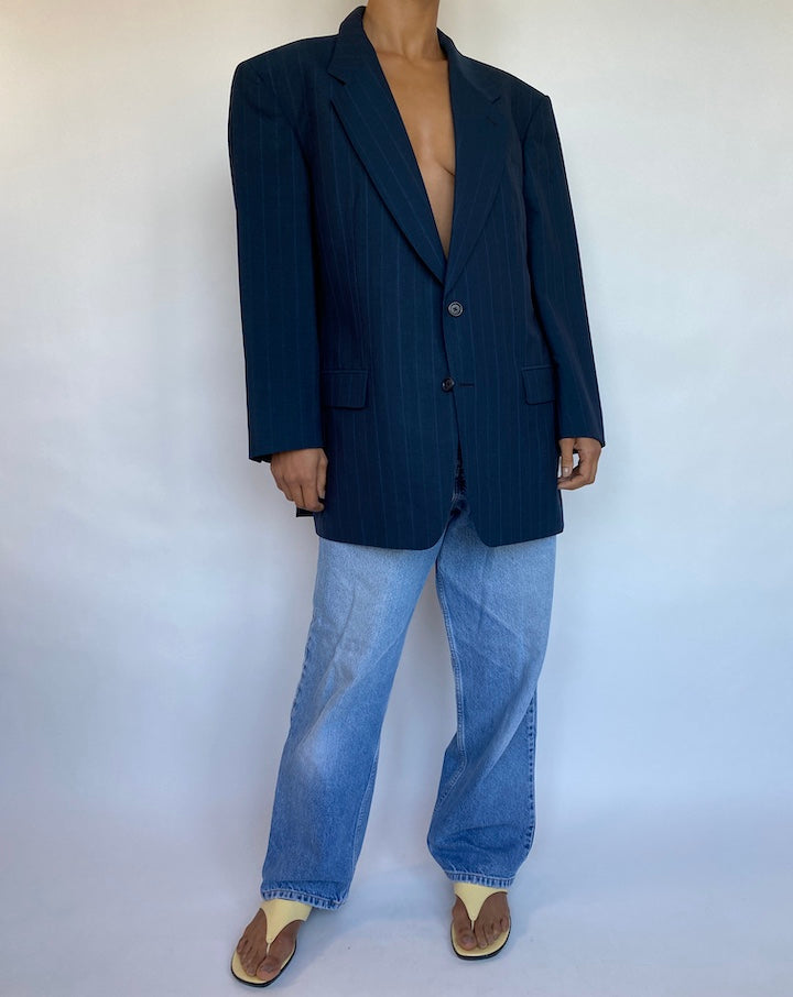 VINTAGE DARK BLUE PINSTRIPED BLAZER 689-4
