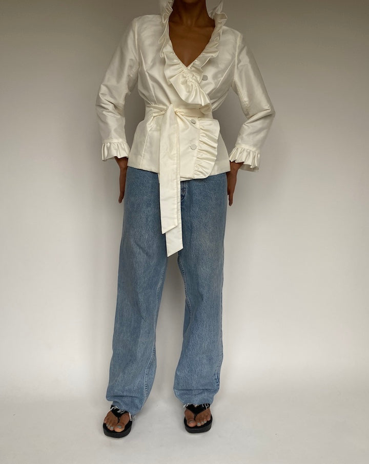 VINTAGE IVORY RUFFLED TOP 1223