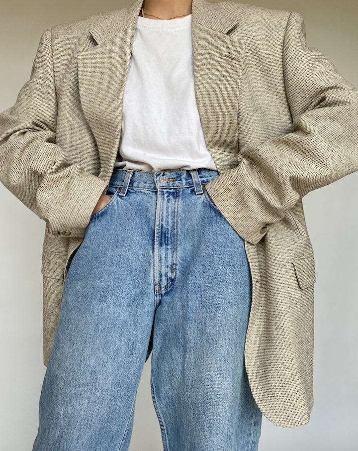 VINTAGE LIGHT BEIGE SILK BLAZER 2