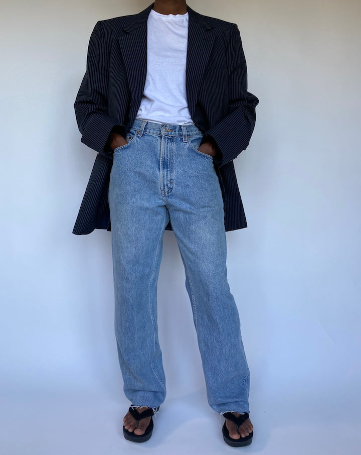 VINTAGE NAVY PINSTRIPED BLAZER 1132