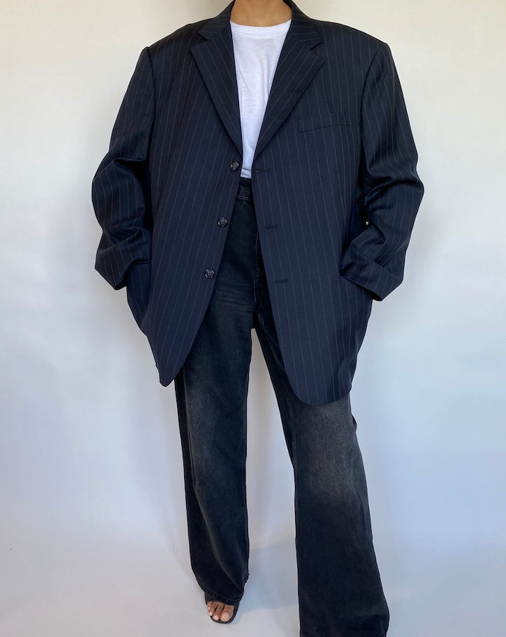 VINTAGE NAVY PINSTRIPED BLAZER 608