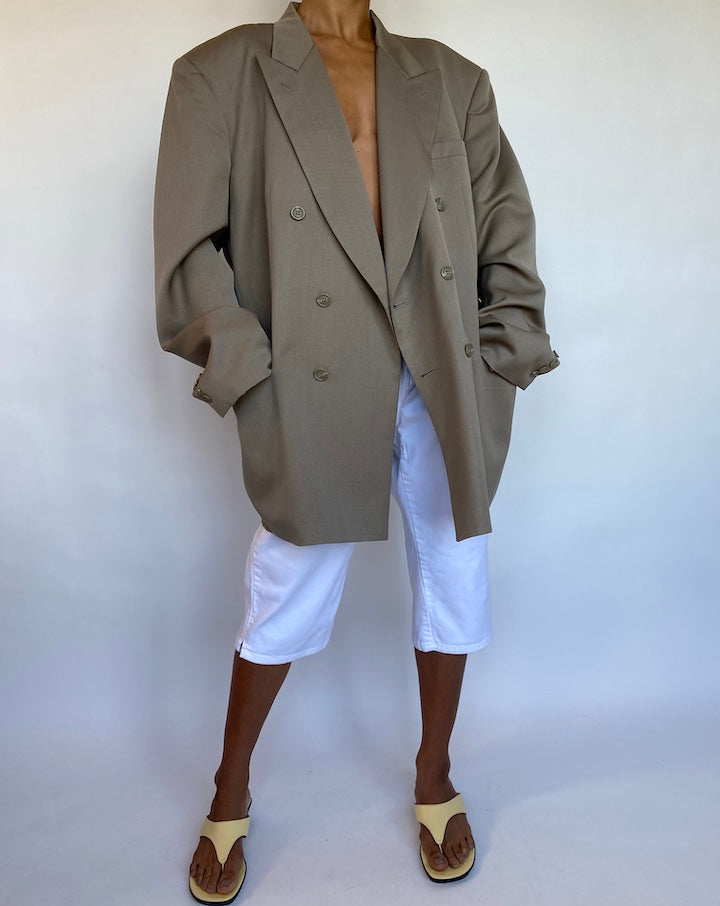 VINTAGE OVERSIZED BEIGE BLAZER 695