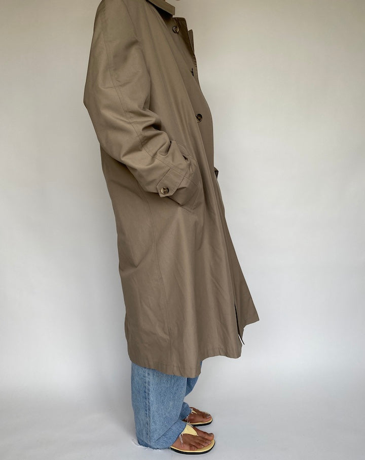 VINTAGE OVERSIZED BEIGE COAT 727-3