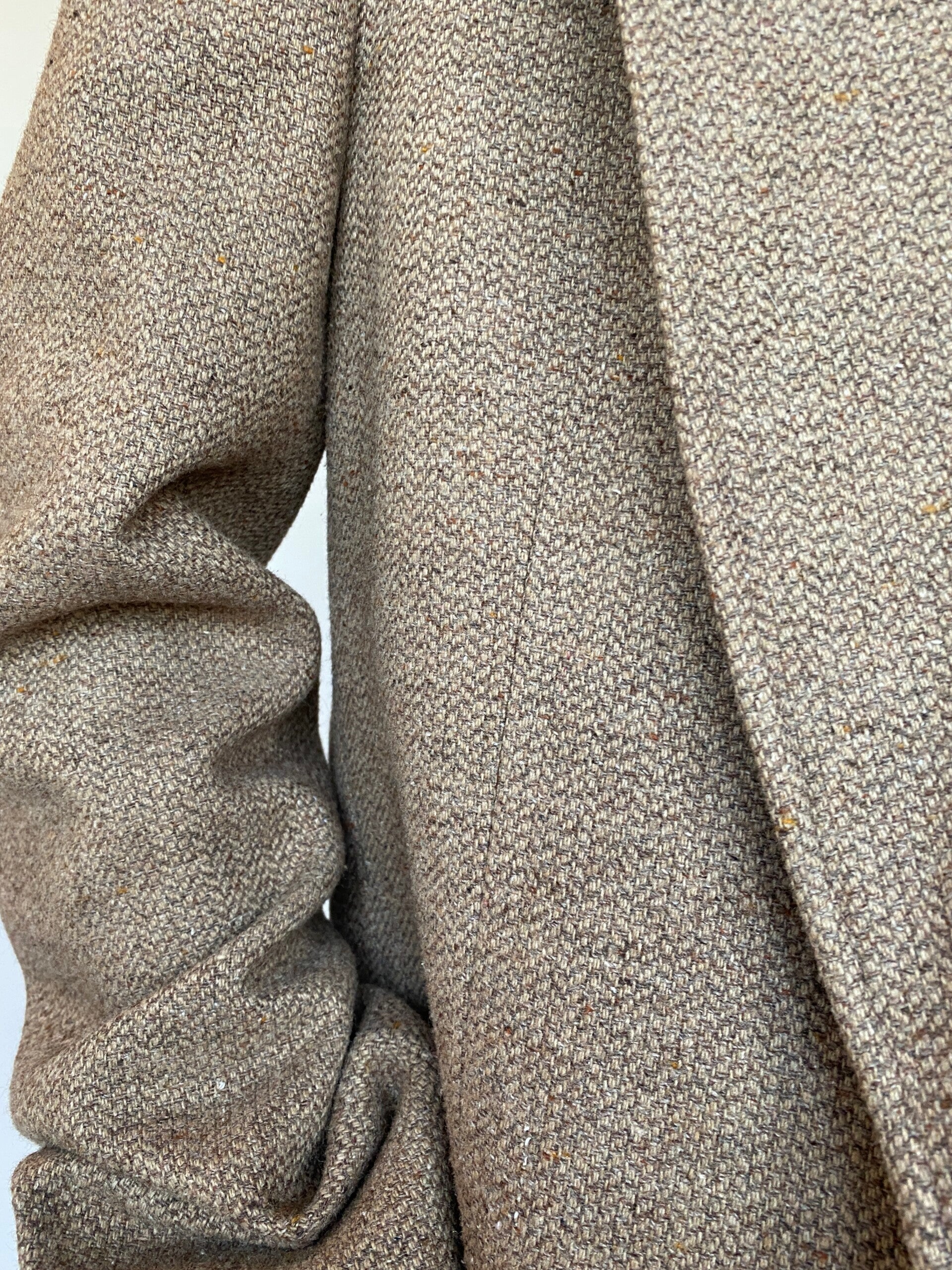 VINTAGE OVERSIZED BEIGE TWEED BLAZER 541-2