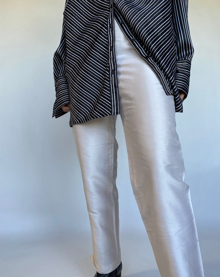 VINTAGE OVERSIZED BLACK AND WHITE BLOUSE 505-4