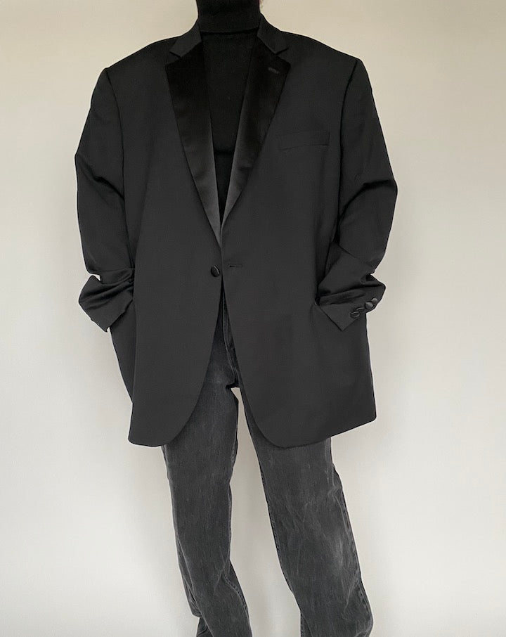 VINTAGE OVERSIZED BLACK BLAZER 1424-3