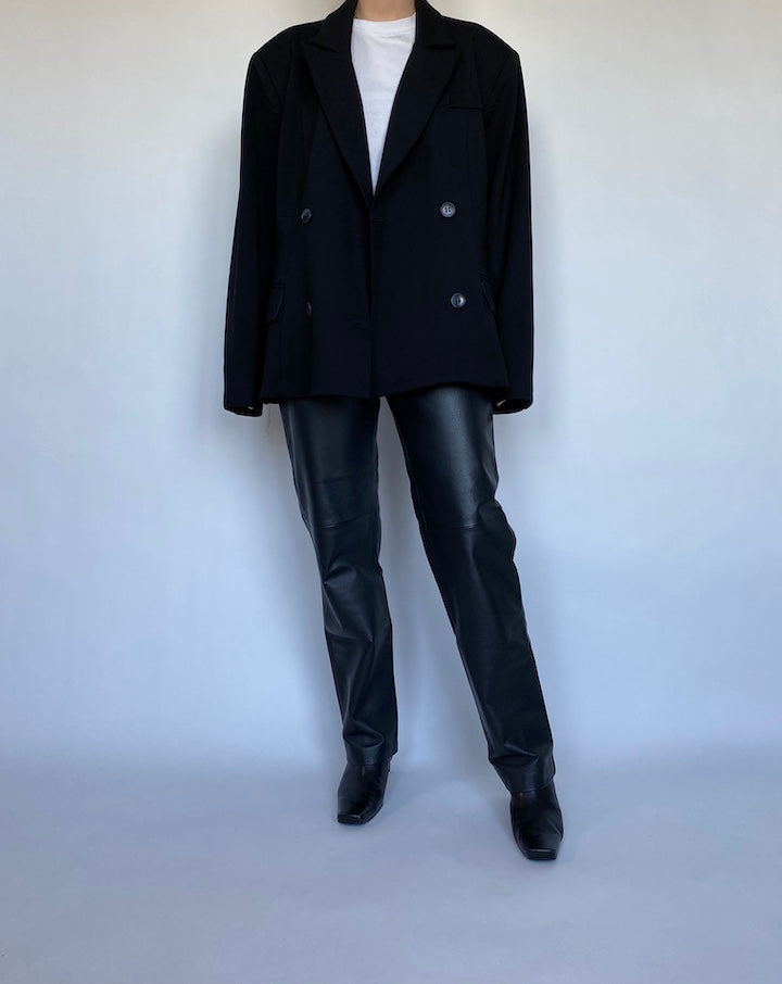 VINTAGE OVERSIZED BLACK BLAZER 482