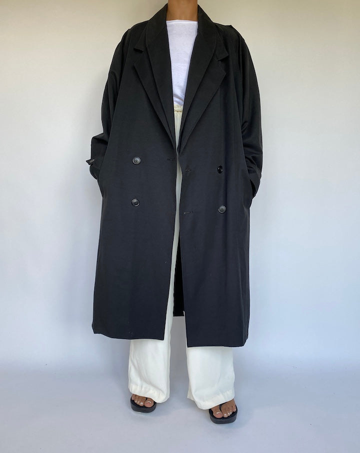 VINTAGE OVERSIZED BLACK COAT 1083