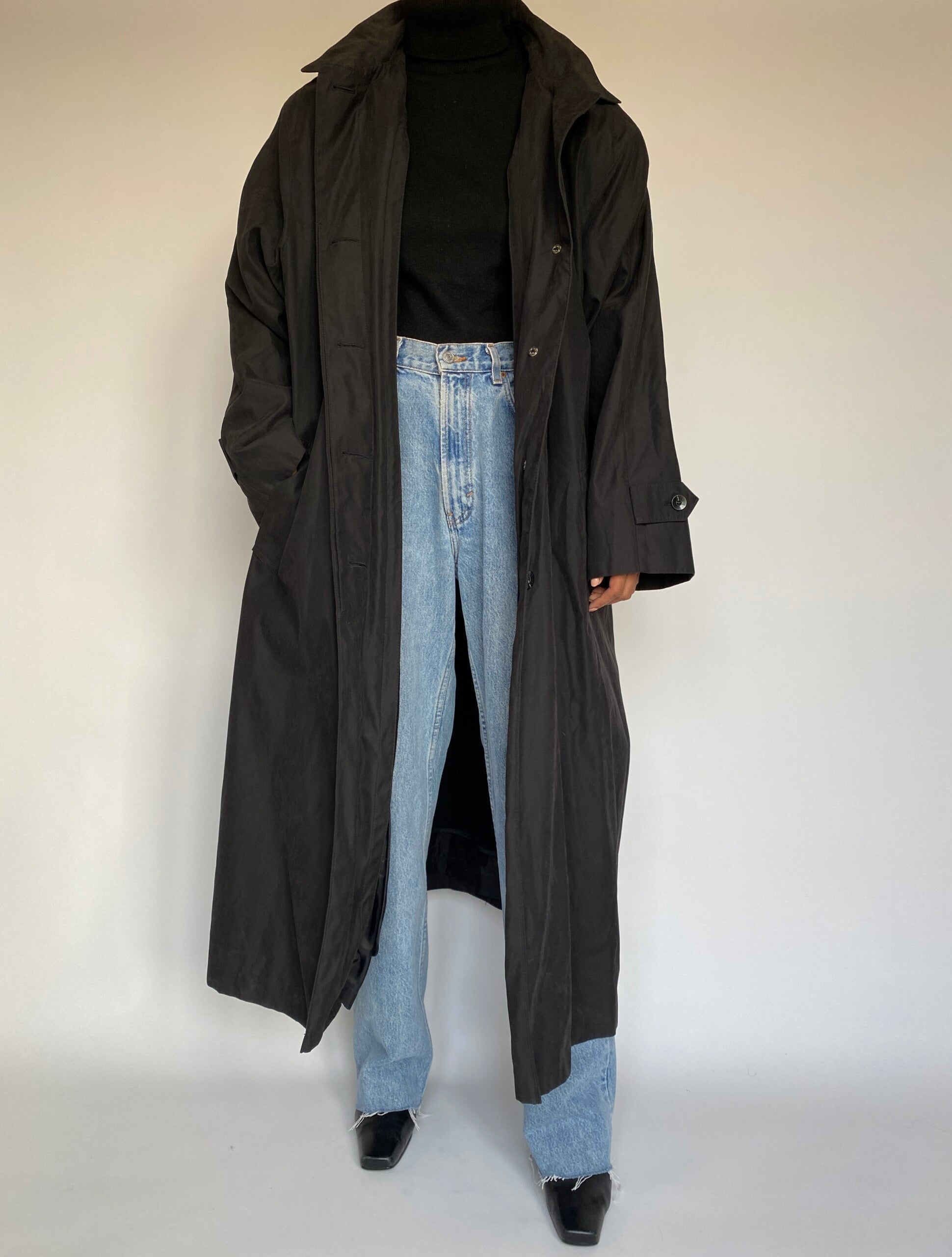 VINTAGE OVERSIZED BLACK COAT 1385-5