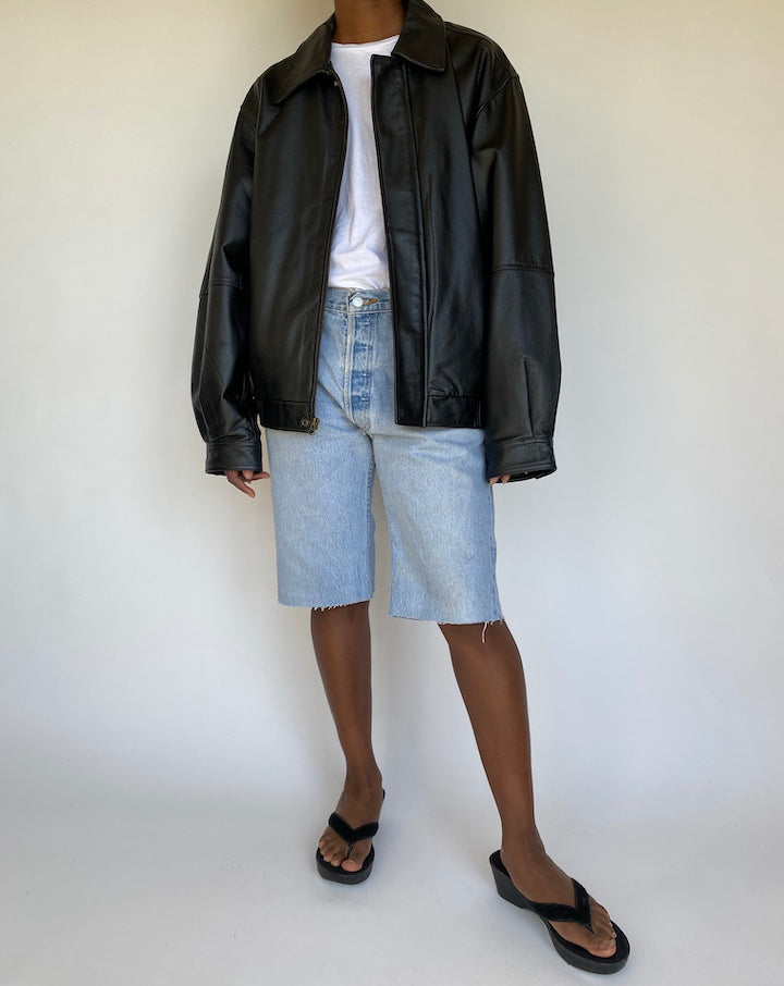 VINTAGE OVERSIZED BLACK LEATHER JACKET 1175-4