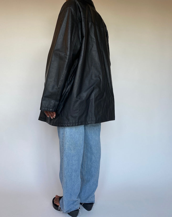 VINTAGE OVERSIZED BLACK LEATHER JACKET 1286-4