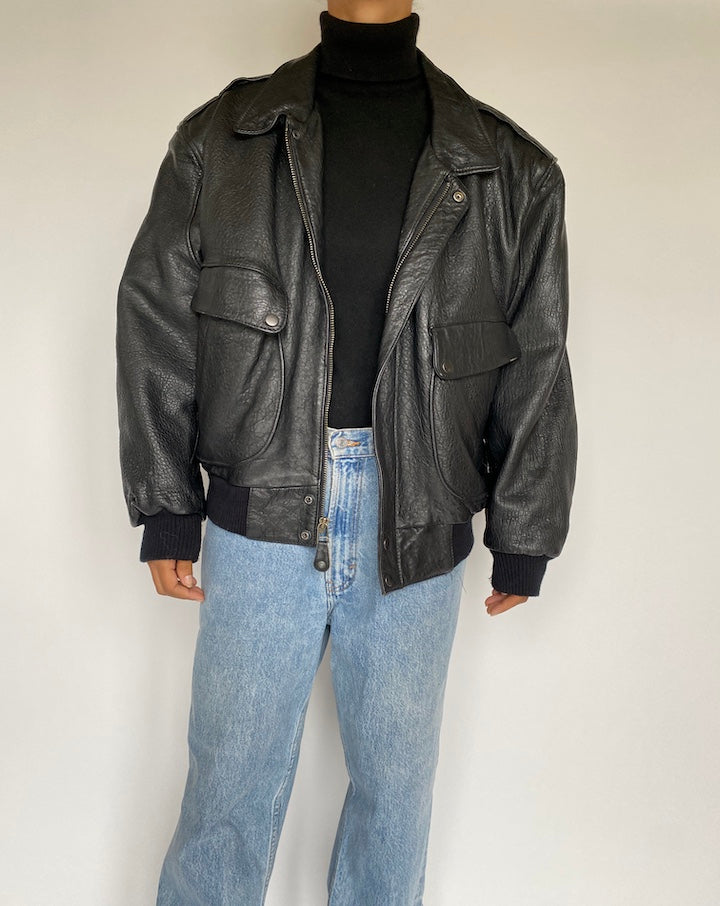VINTAGE OVERSIZED BLACK LEATHER JACKET 1463-2